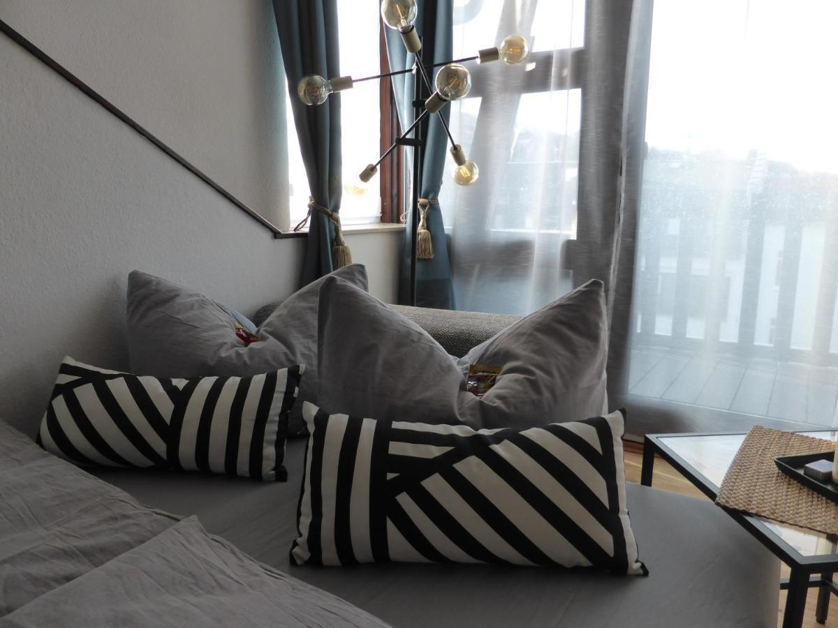 Apartment Skyline Of Jena, Luxurioes, Einzigartig, Free Wifi, Parkplatz, Klimatisiert, Zentral ภายนอก รูปภาพ